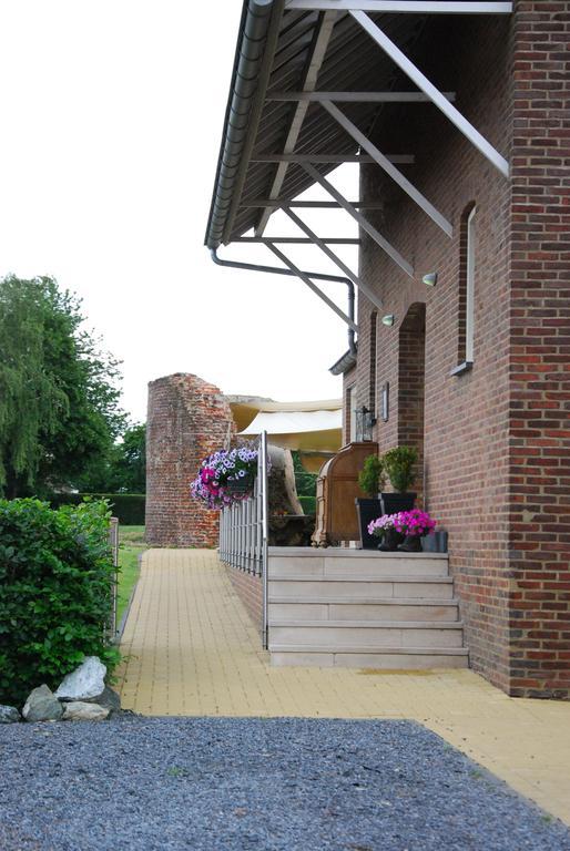 Bed And Breakfast De Meule Montfort ภายนอก รูปภาพ