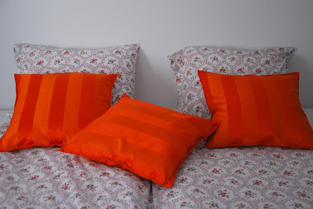 Bed And Breakfast De Meule Montfort ภายนอก รูปภาพ